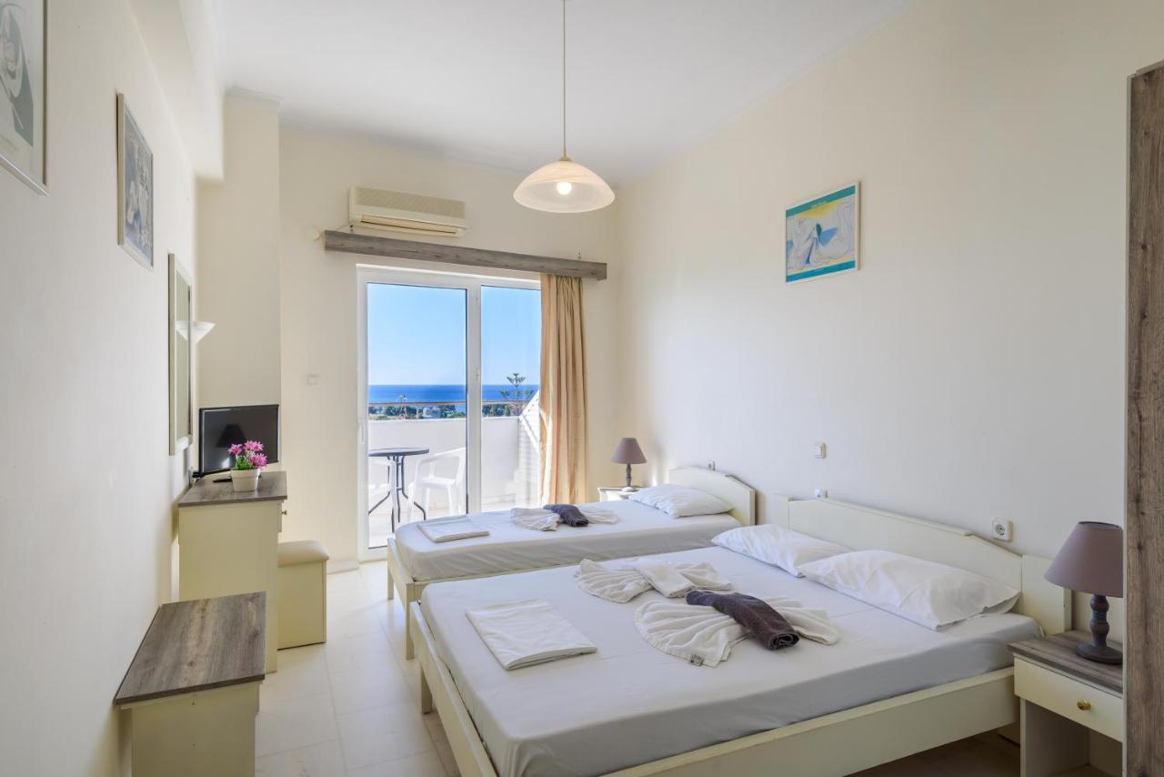 Regina Hotel Kissamos Exterior photo